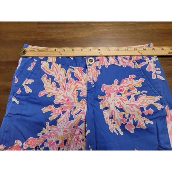 Lilly Pulitzer Buttercup Shorts Sz 0 “It’s Eelectric” Blue Print EUC Preppy Chic - Picture 6 of 10